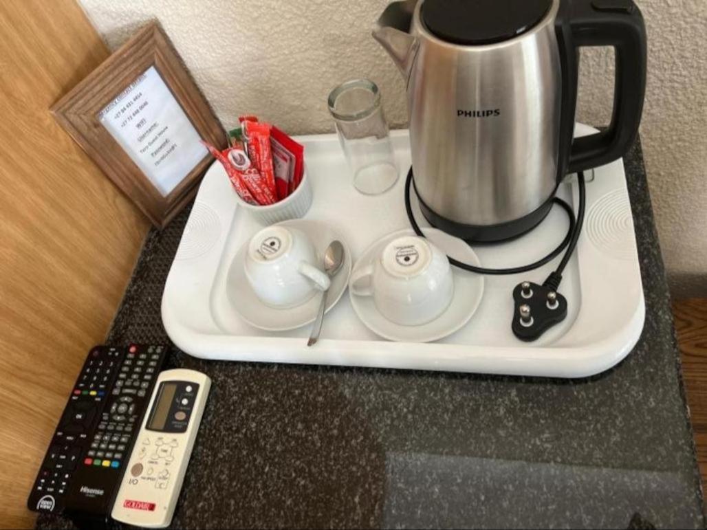 Toro Guest House Ράστενμπεργκ Εξωτερικό φωτογραφία